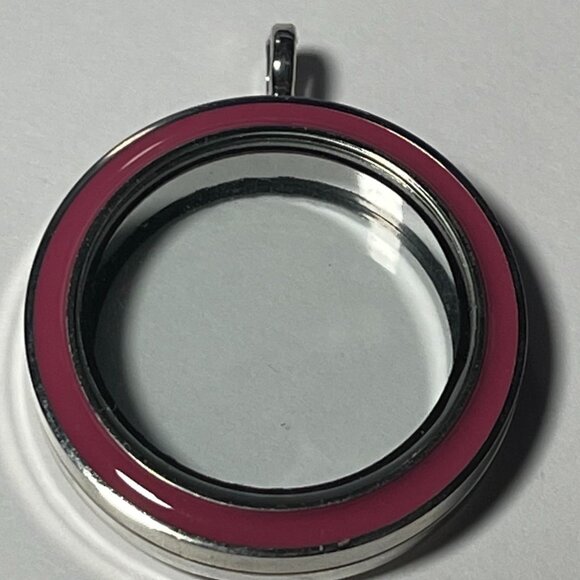 HELLO KITTY Memory Locket NEW!! (SEE NOTES) - Picture 7 of 7